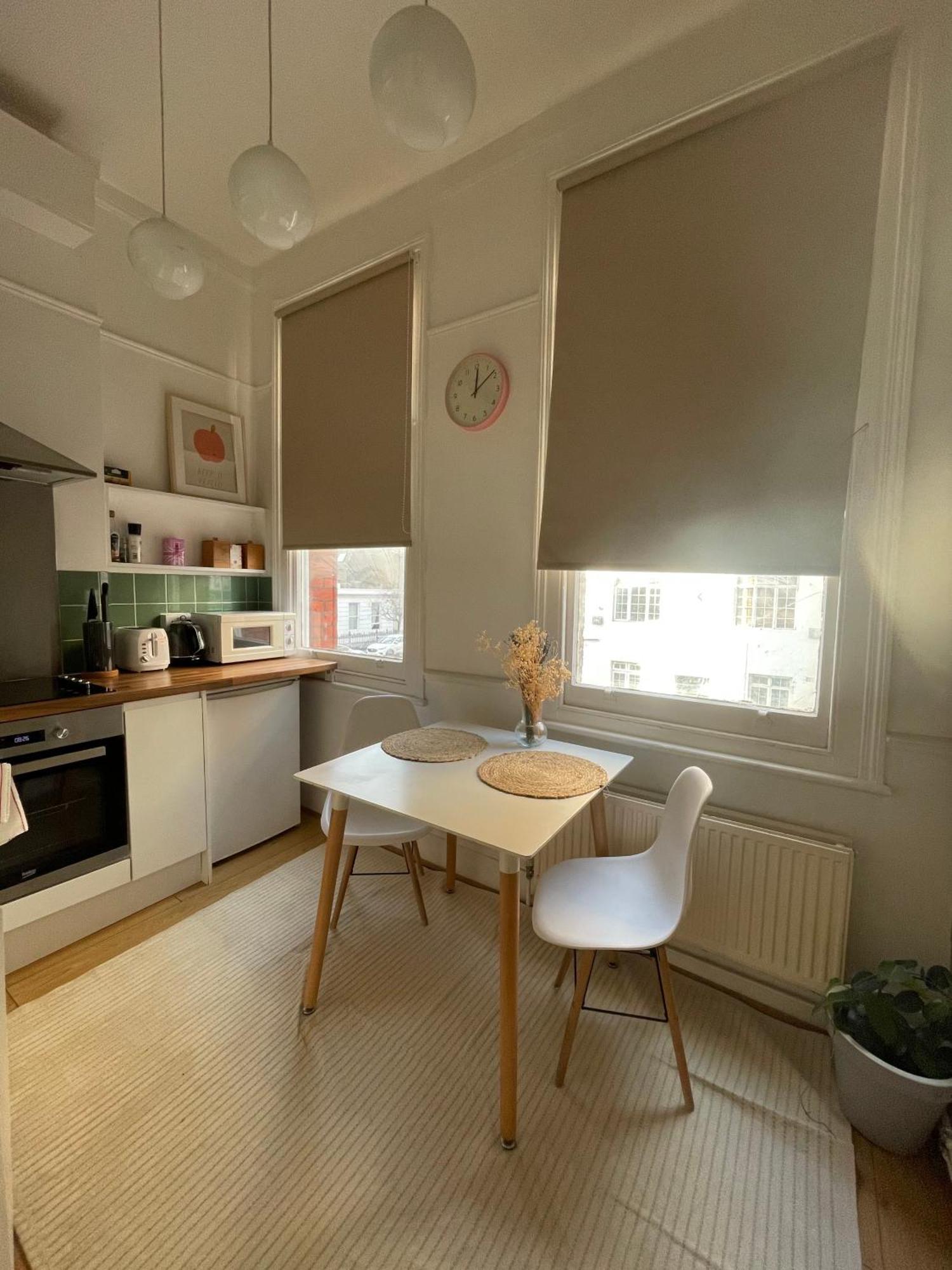 Appartement Modern Flat In Victorian West Kensington Mansion à Londres Extérieur photo